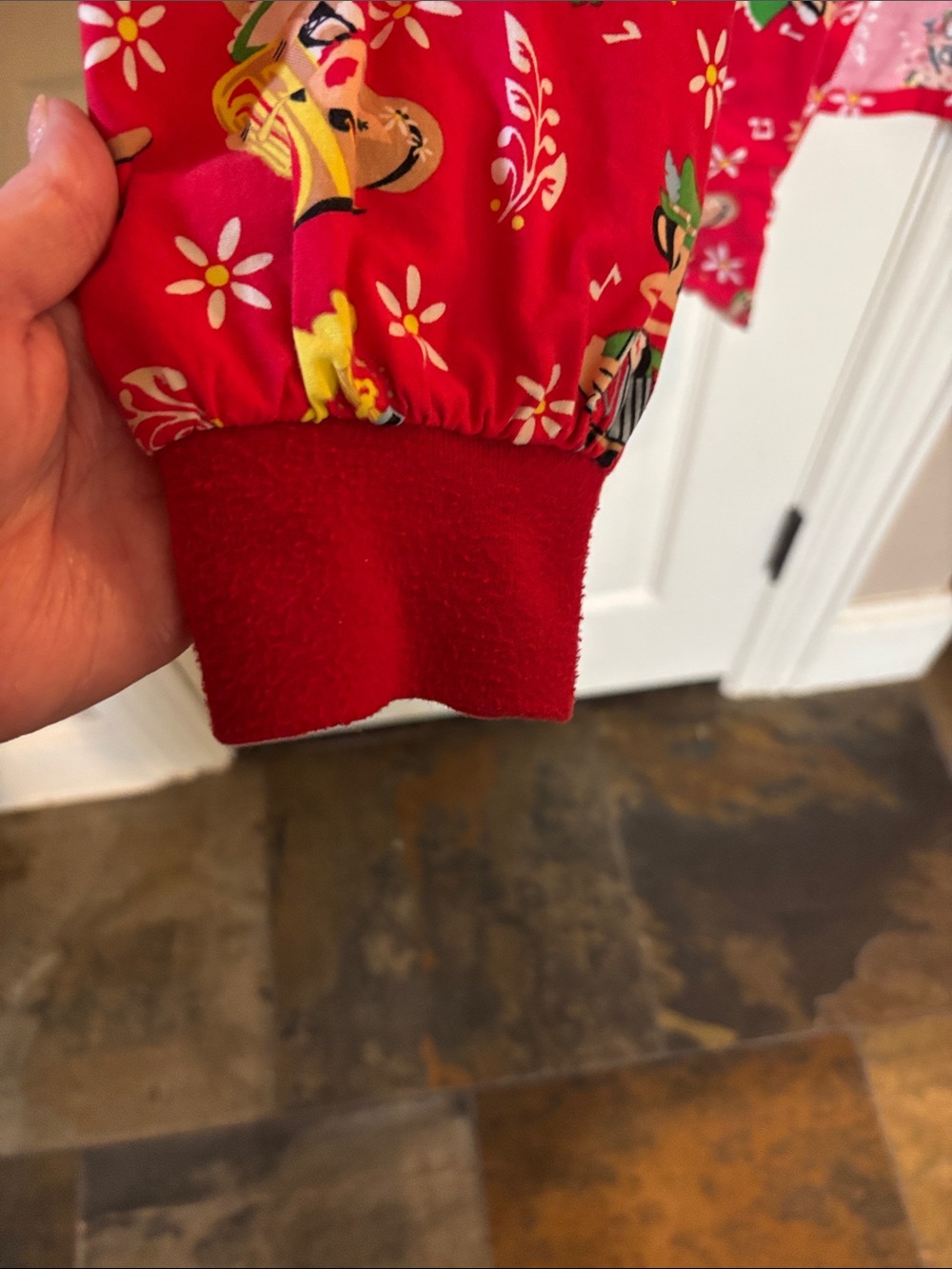 Red Nutcracker Print Button-Front Scrub jacket - Picture 4 of 6